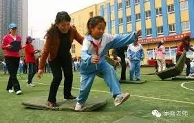 国脚关键进球助球队晋级