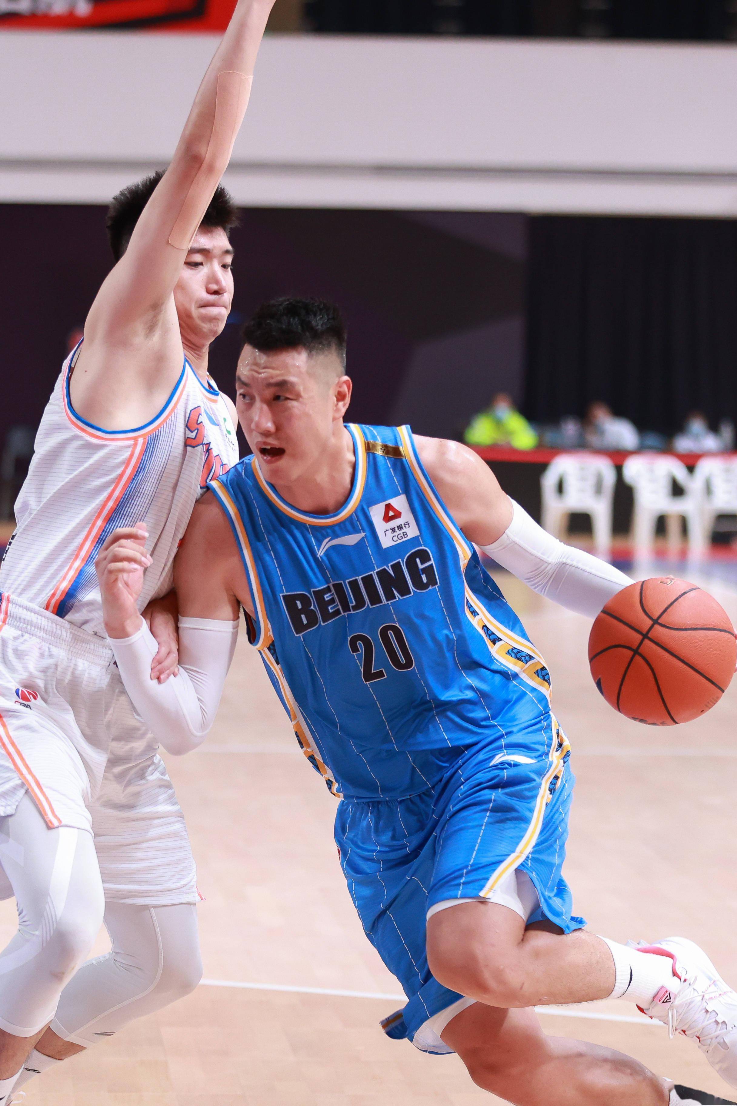 跤选手不断 跤选手不断