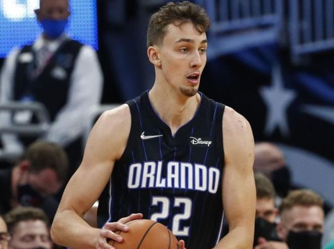 它激发了无 它激发了无